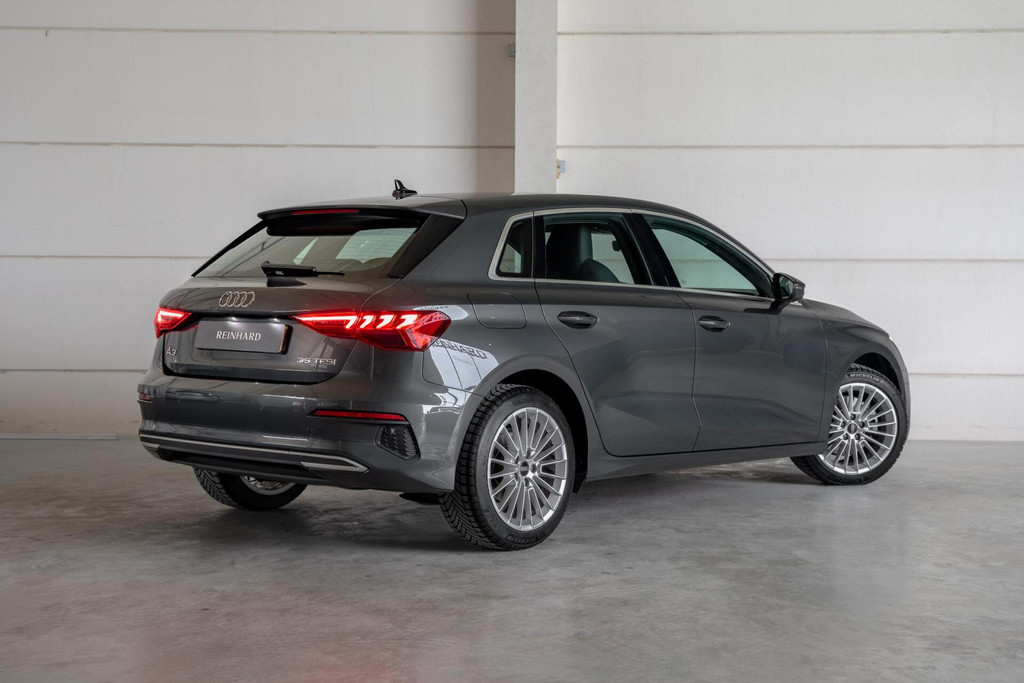 Audi A3 Sportback 35 TFSI Advanced / 4-cilinder / Orig. NL / BTW / Carplay / Adaptive Cruise / Keyless Entry 53161844-1.jpg | REINHARD